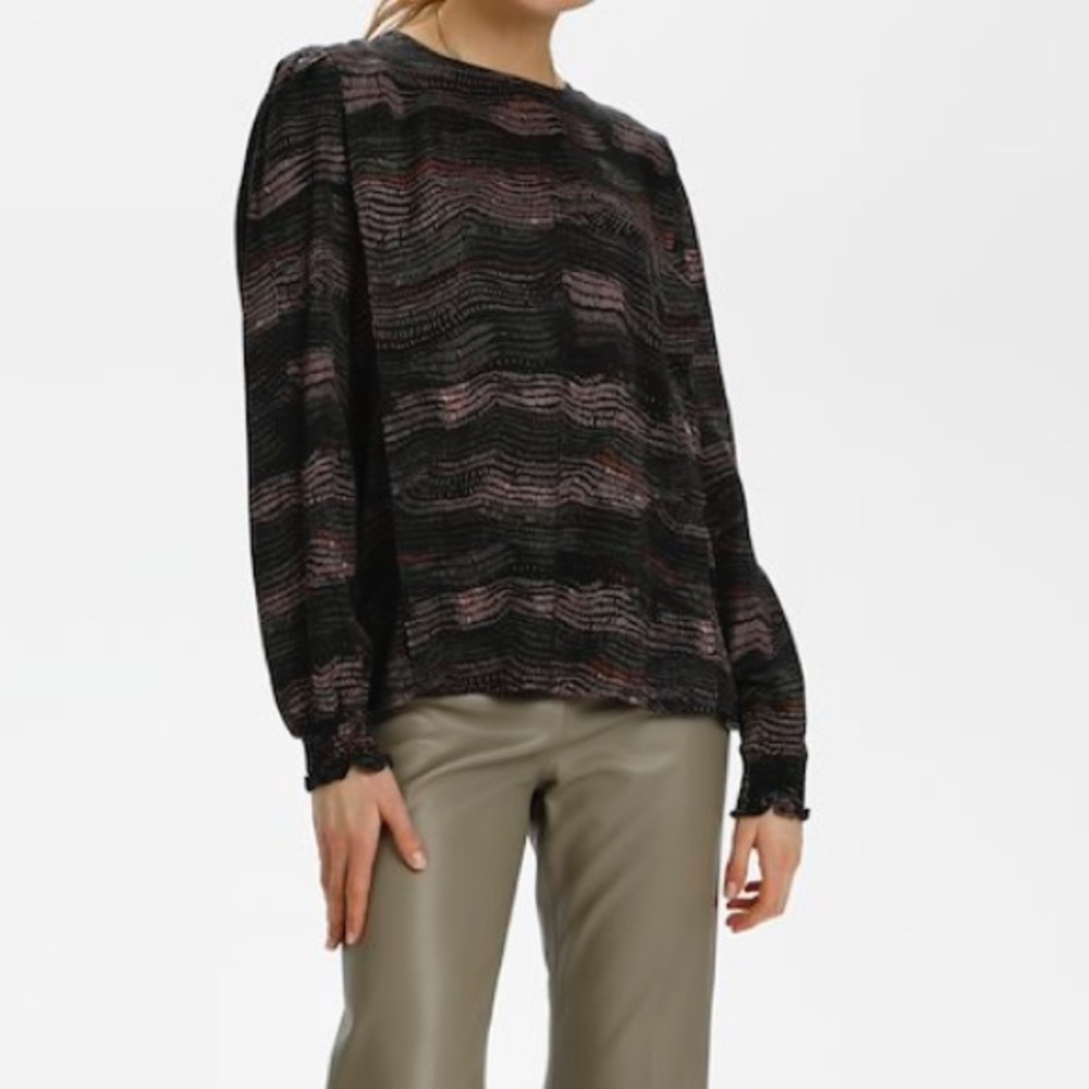 SOAKED IN LUXUR SLANITA BLOUSE XL